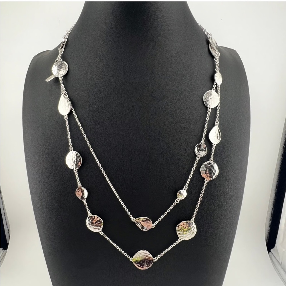 Elegant Silver Necklace with Textured Discs